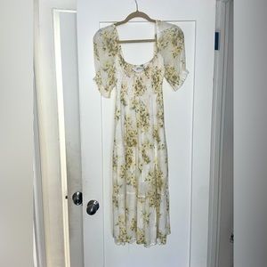 Perfect condition puff sleeve Abercrombie dress.